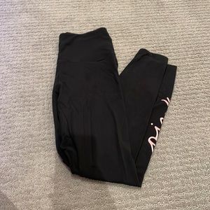 women pink leggings